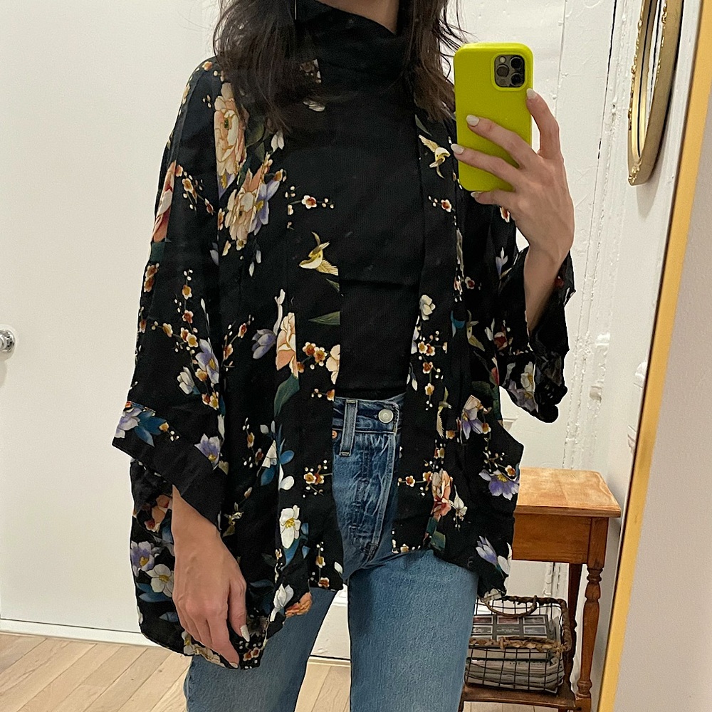 Colorful Floral Kimono (M)